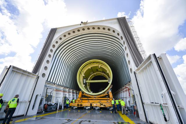 NASA image: Intertank STA on Pegasus Barge